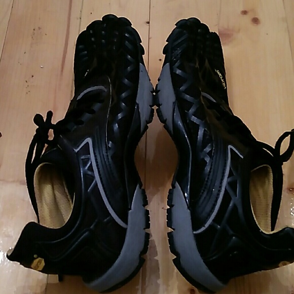 Vibram Other - Vibram five finger